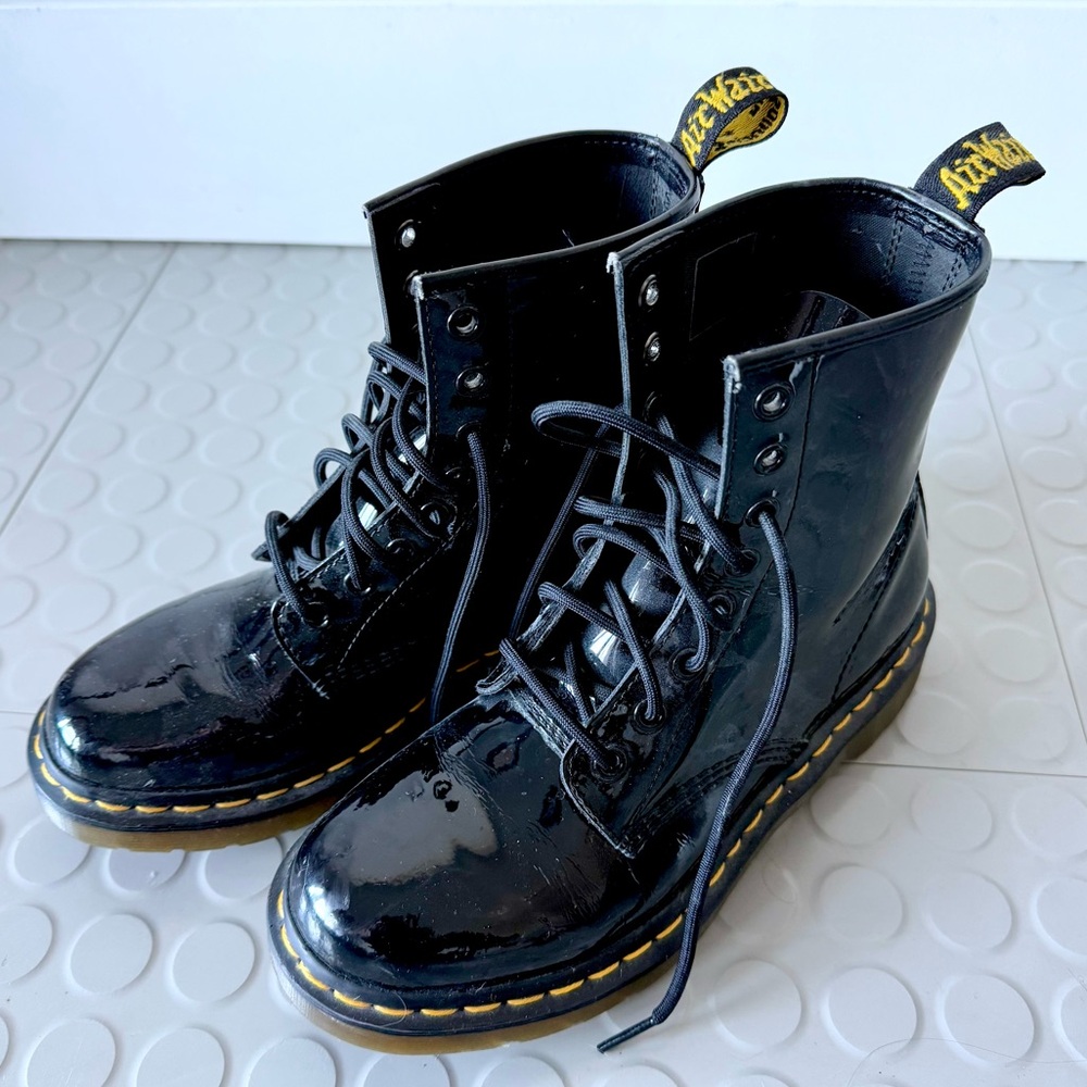 Dr. Martens Black Patent 1460 Boots Size 7 / 38 EUC